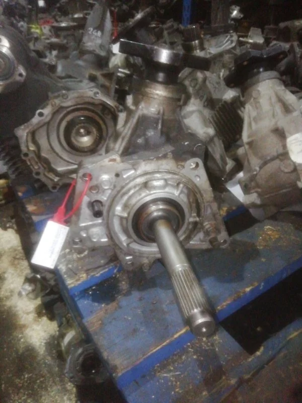Раздаточная коробка Nissan 2.5 И X-Trail T30 4WD T31