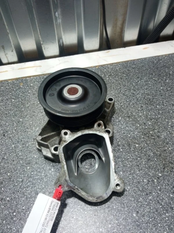 Помпа BMW X5