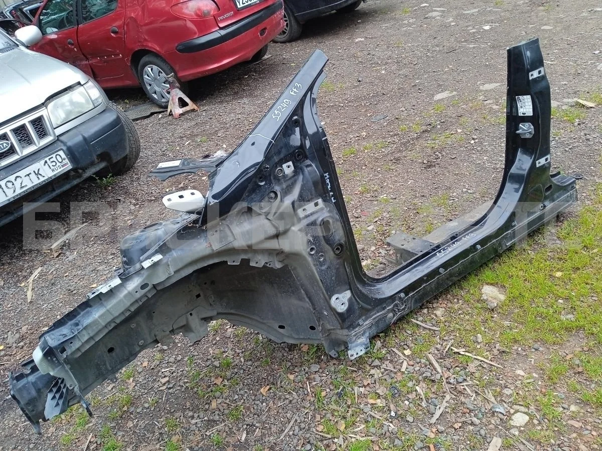 Четверть передняя лев Форд Фокус 3  CB8