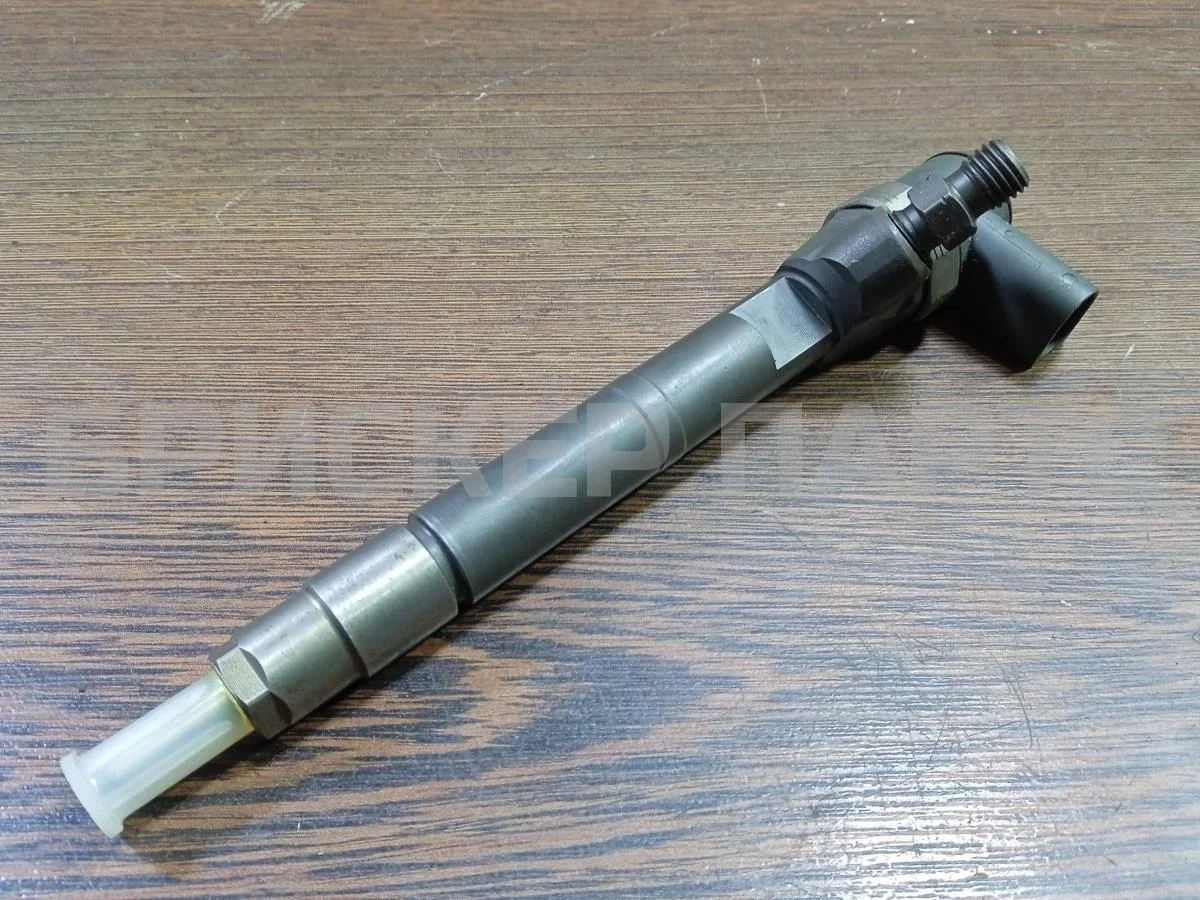 Форсунка дизельная Mercedes (Мерседес) M-класс W163 (ML)