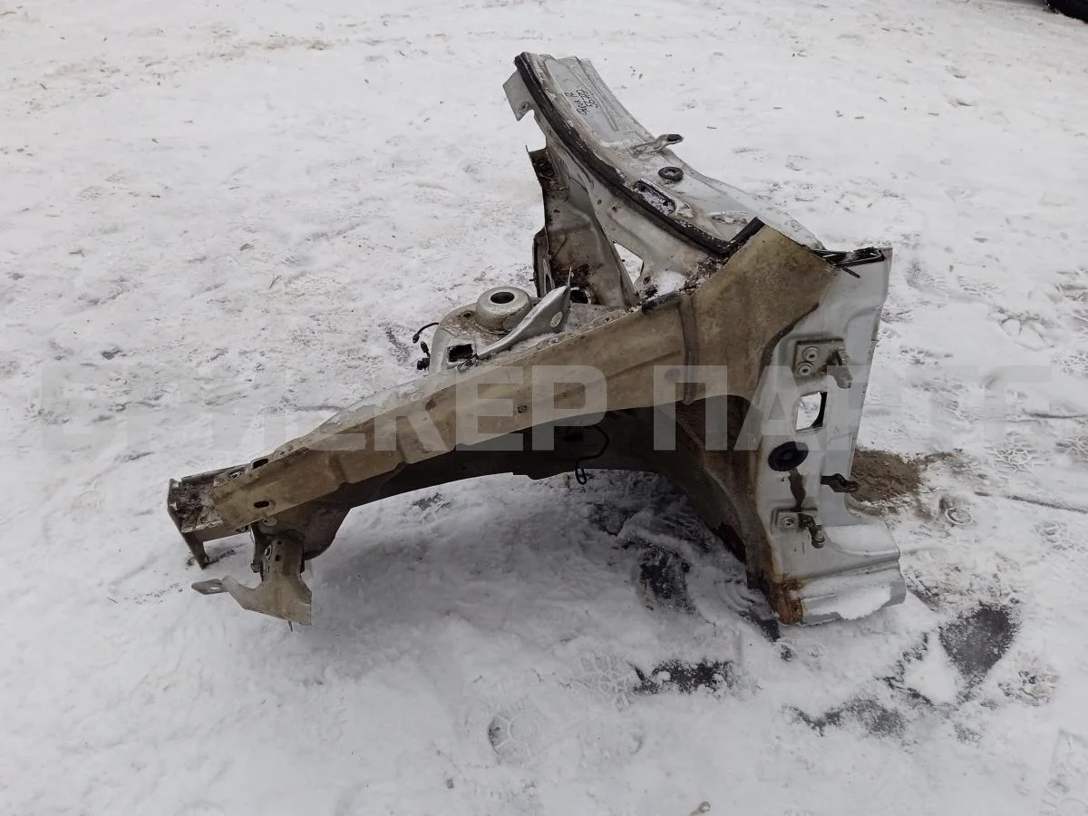 Четверть передняя лев Шкода Фабия 1  Mk1 (6Y2)