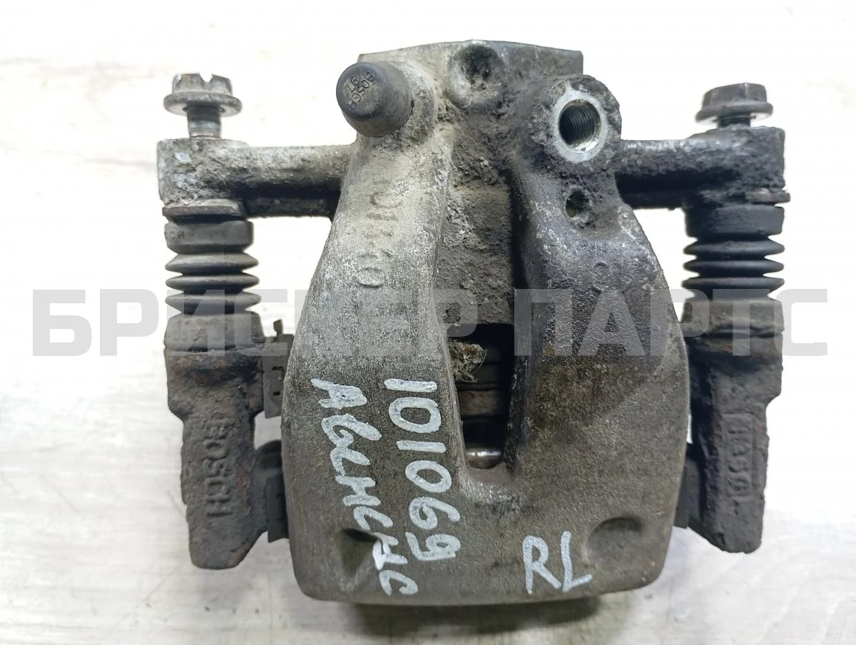 Суппорт задний Тойота Авенсис 2 (T250)