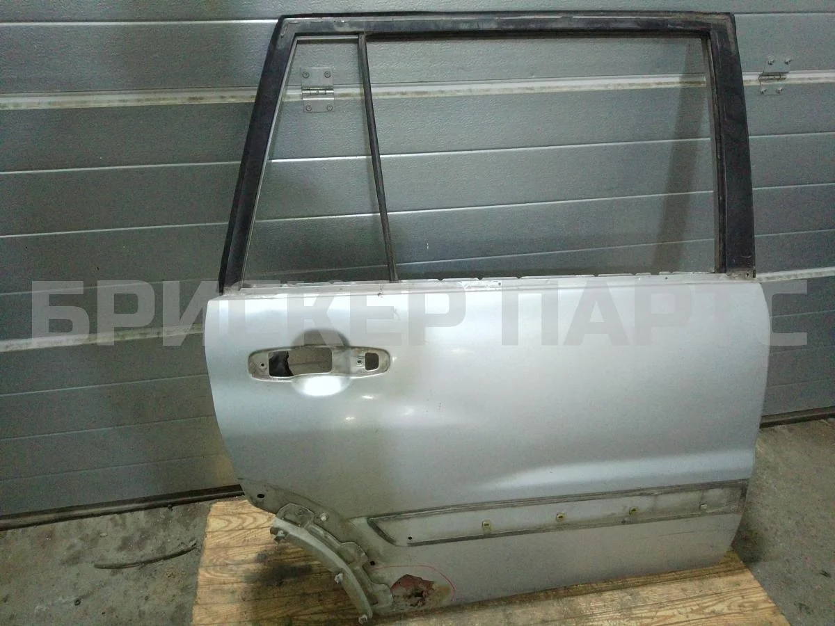 Дверь задняя правая Сузуки XL7 (Икс-эль) 1 серия