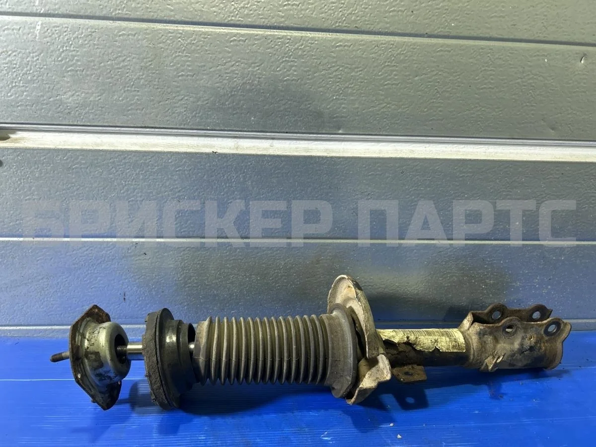 Амортизатор передний Форд Фиеста MK6 (CB1, CCN)