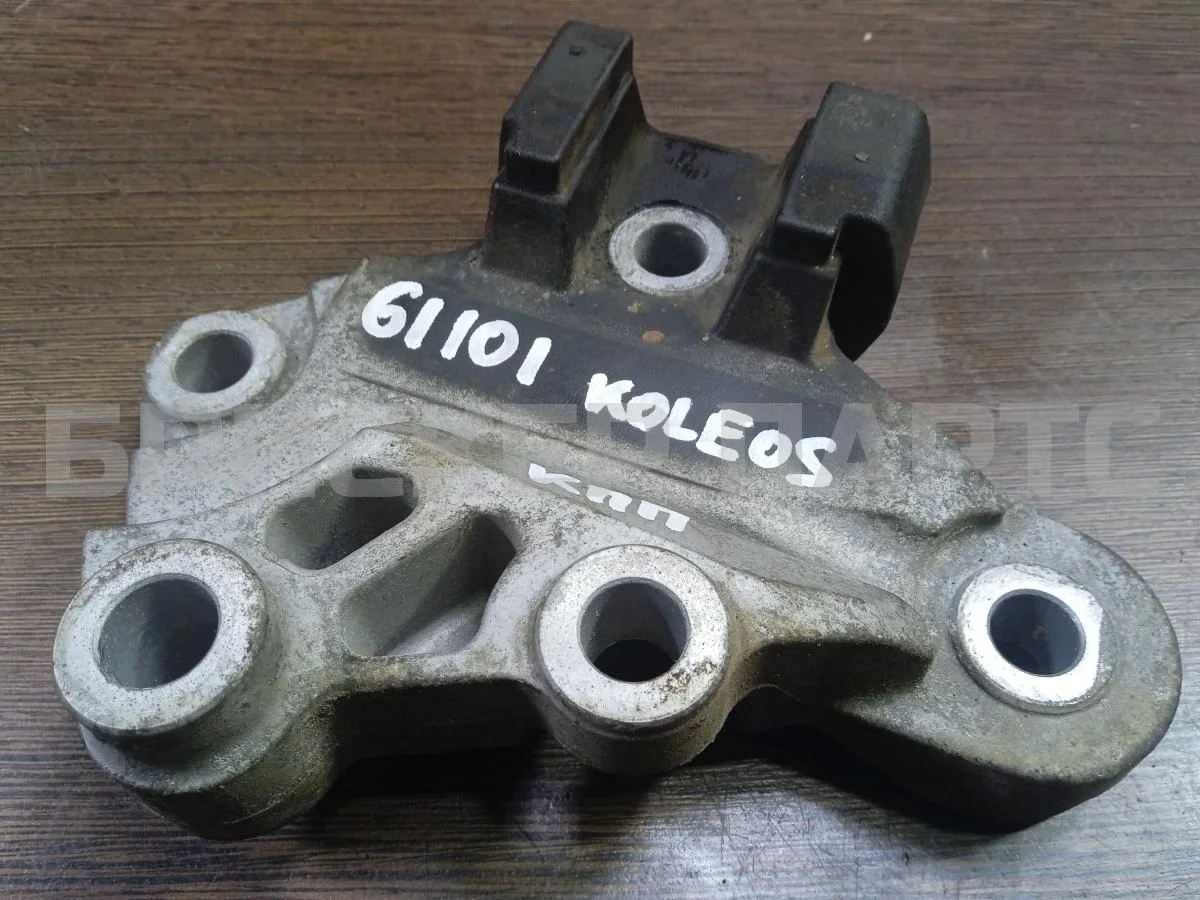 Кронштейн КПП Рено Колеос 1  Y