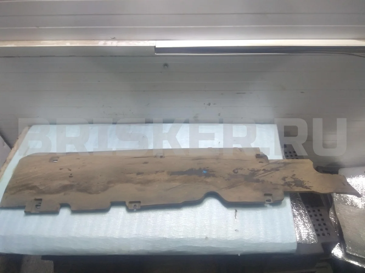 Защита дна правая Рено Меган 2  LM05, KM, BM