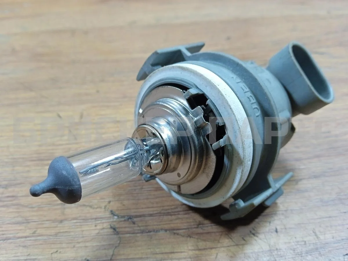 Патрон лампы БМВ 3 серия E46