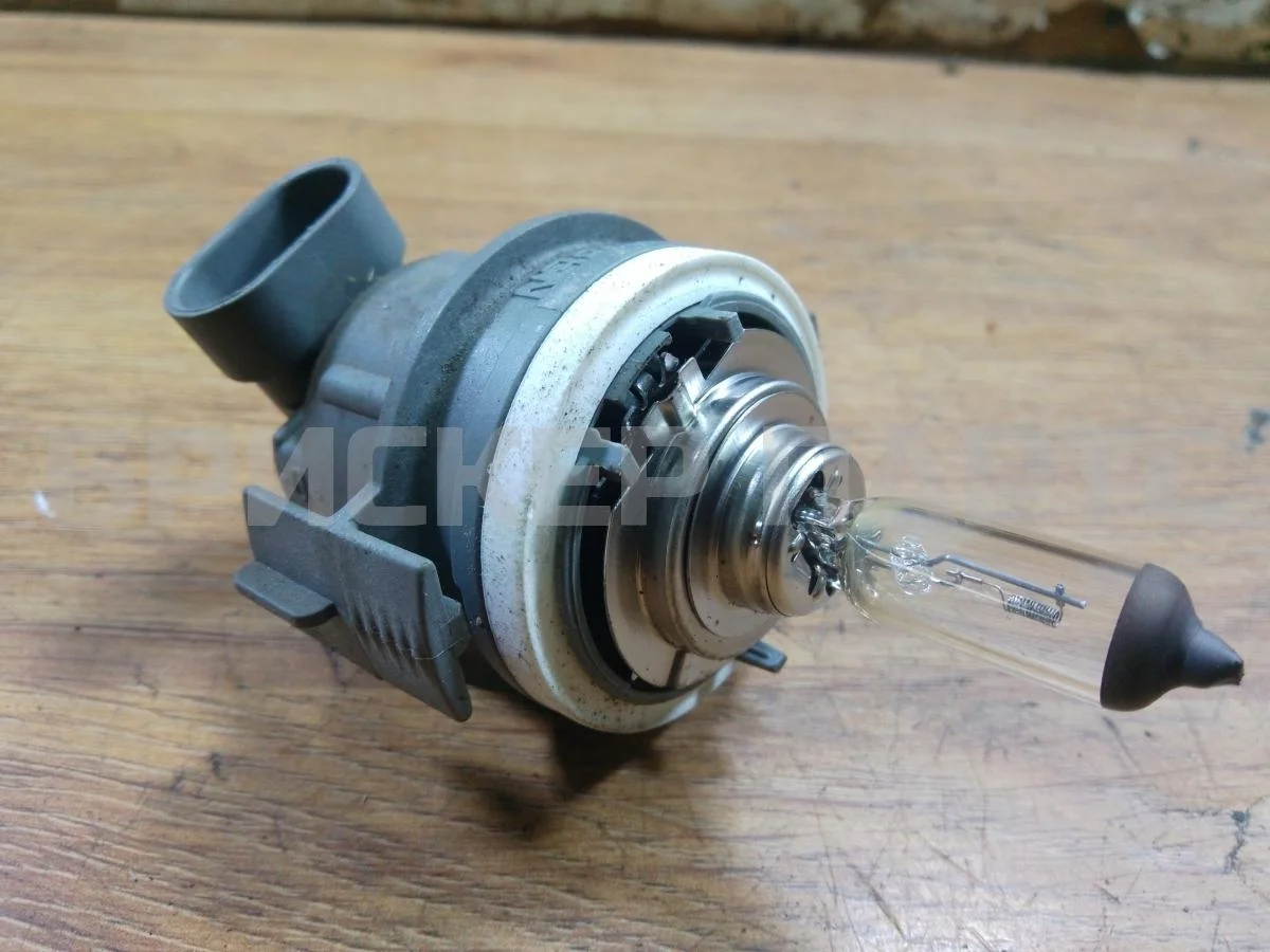 Патрон лампы БМВ 3 серия E46