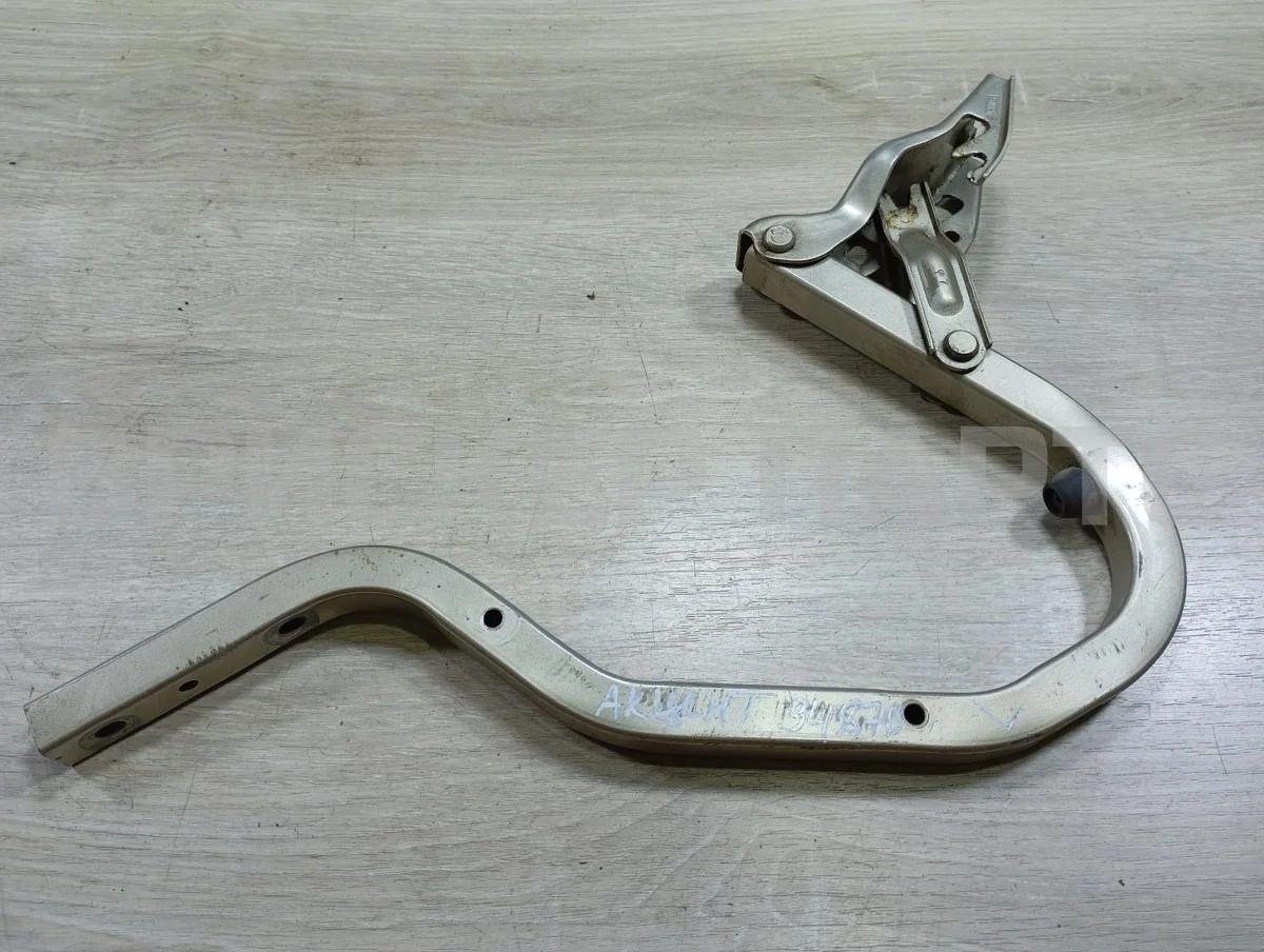 Петля багажника левая Хендай Акцент 2  ТагАЗ