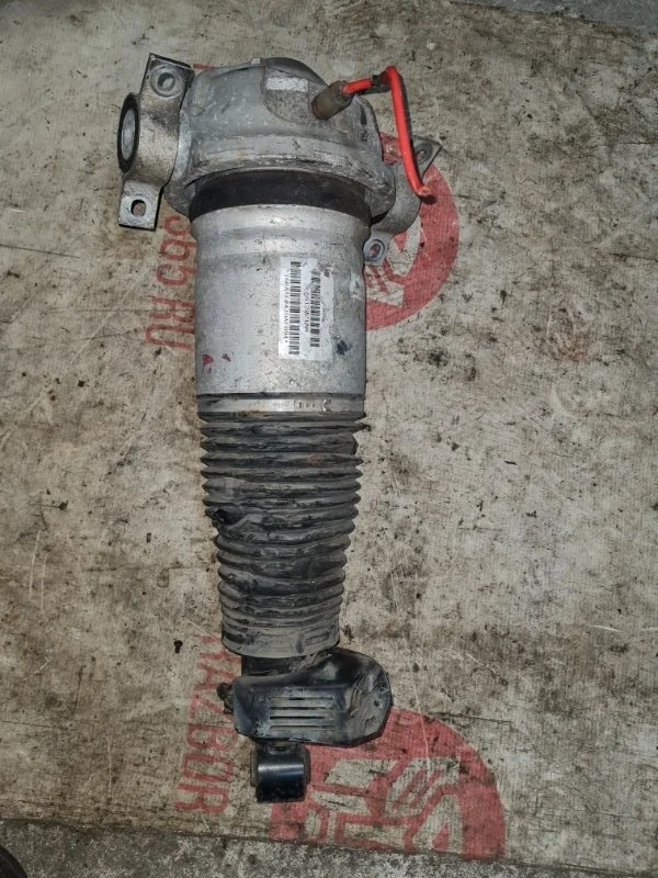 Стойка пневматическая сборе Porsche Cayenne 2006 955