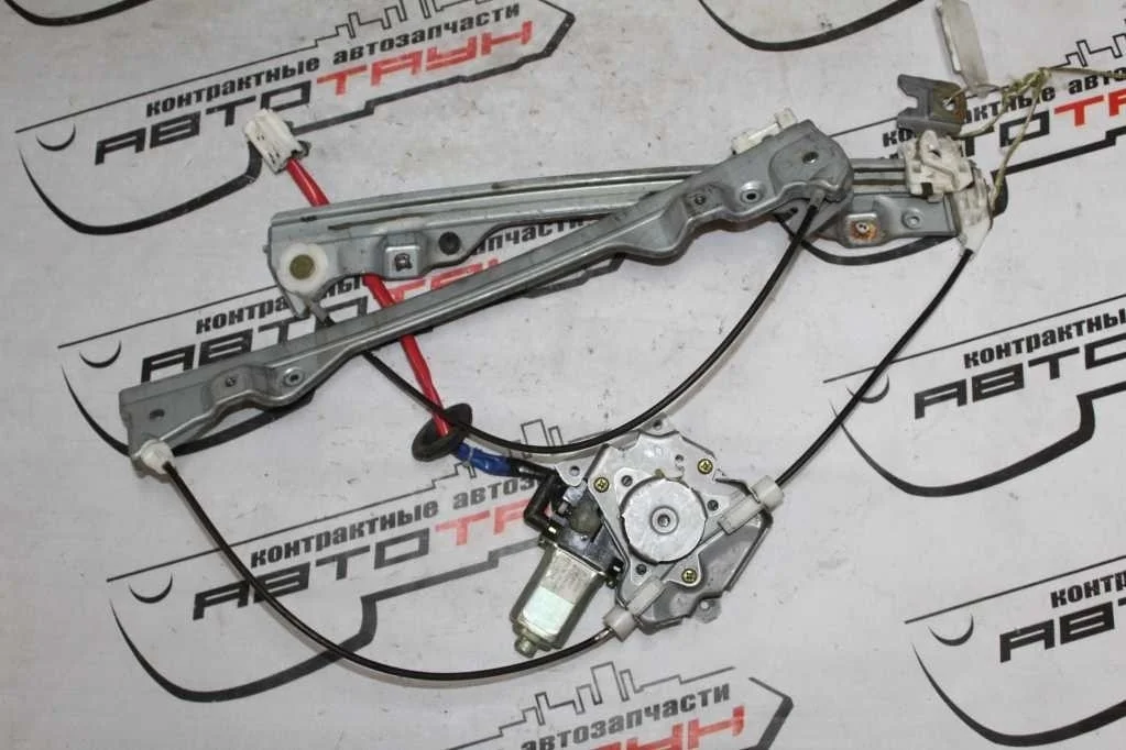СТЕКЛОПОДЪЕМНИК NISSAN INFINITI CIMA FX35 FX45 PRESIDENT SKYLINE STAGEA ... NM35 NV35 PGF50 PM35 PNM35 PV35 S50 V35 ПЕРЕДНИЙ ПРАВЫЙ 4 DOOR 6 КОНТАКТОВ 80720AR000