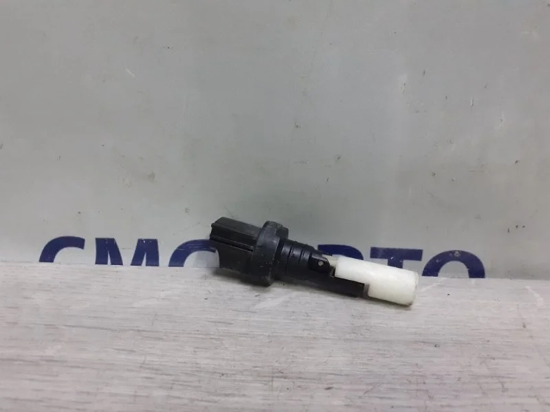 Датчик уровня бачка омывателя Volvo Xc70 31333113 ХС70 3.2