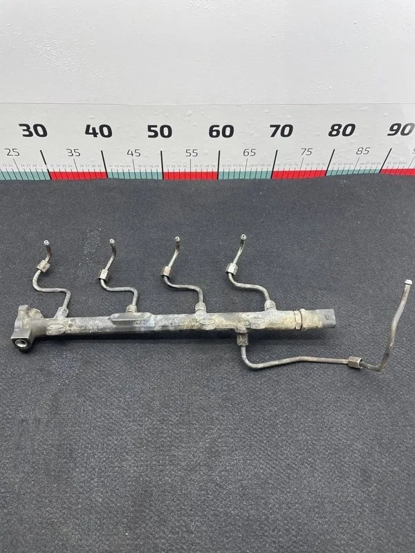 Топливная рейка Mercedes Benz Vito W638 611.980