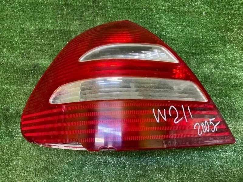 Фонарь Mercedes-Benz -Class 2003 W211