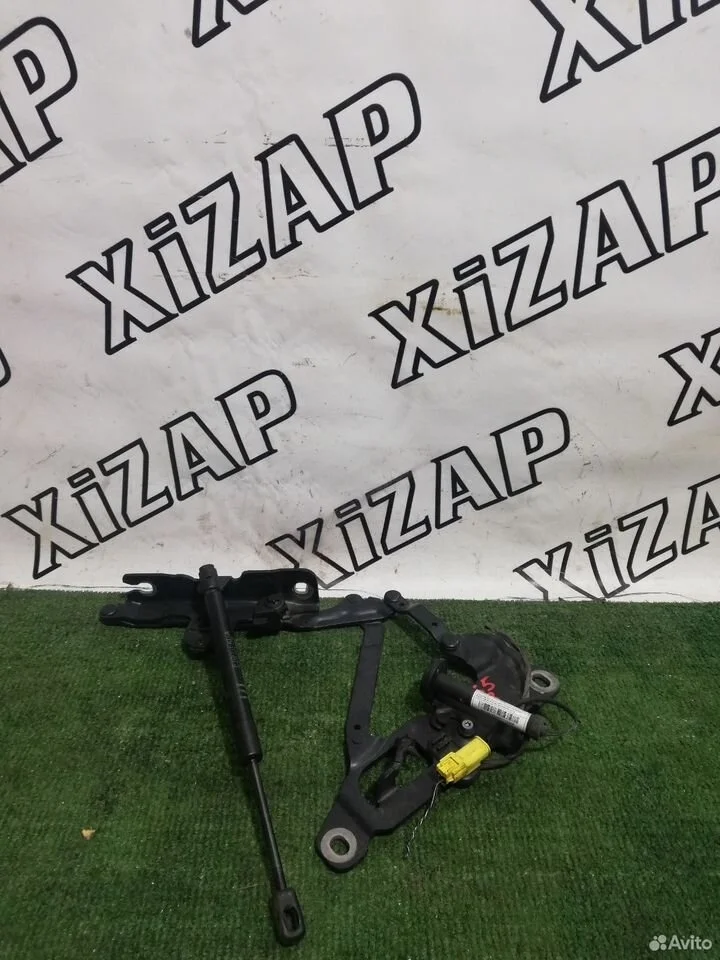 Петля капота правая с пиропатроном bmw 5 f10