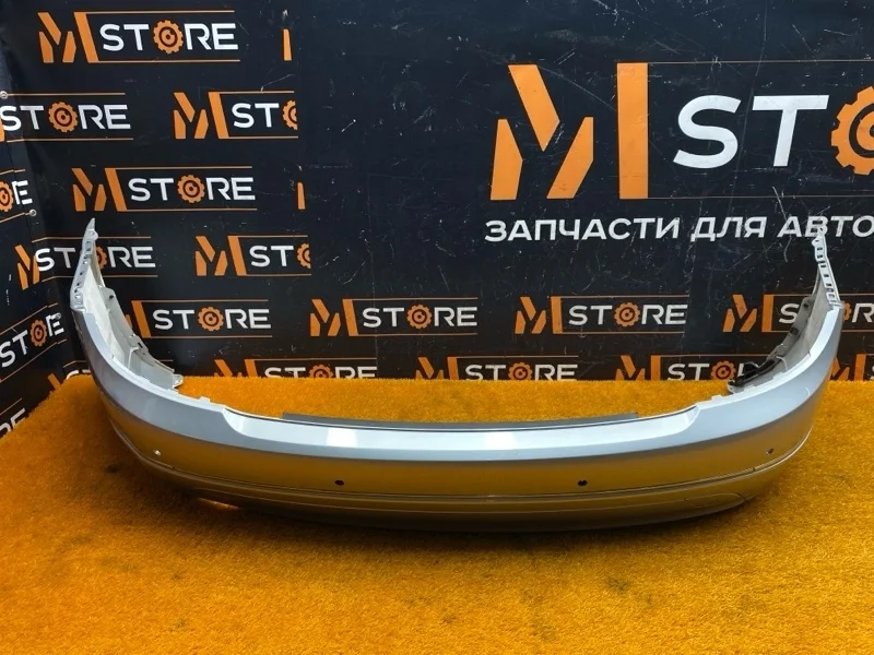 Бампер Mercedes-Benz -Class 2007 W204