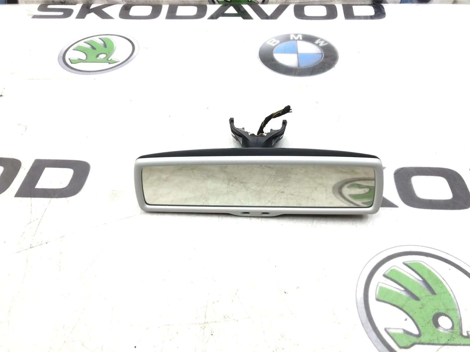 Зеркало салона Skoda Yeti 2011 1K0857511FSMA 5L 1.8 CDAB