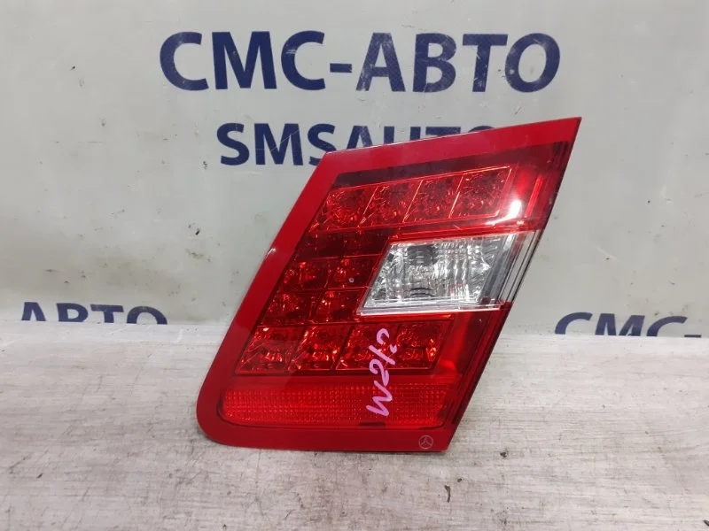 Фонарь крышки багажника Mercedes-Benz E-Class A2129060258 W212, правый