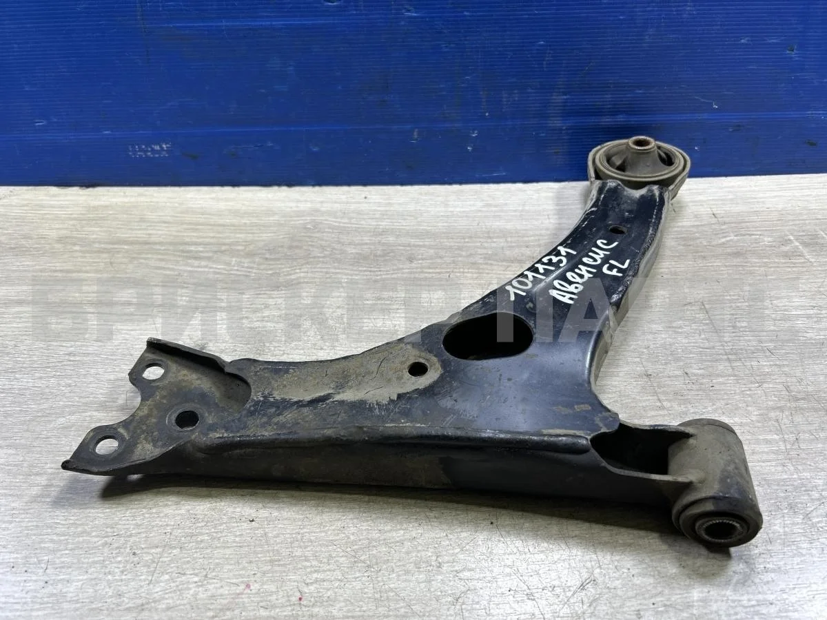 Рычаг передний левый Тойота Авенсис 2 (T250)