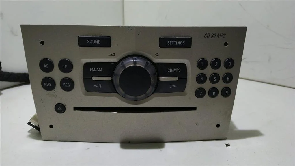 Магнитола CD 30 MP3