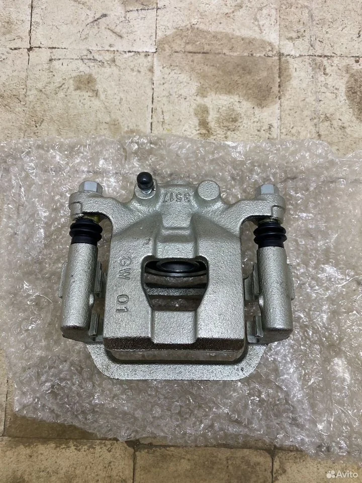 Суппорт задний правый nissan teana 32 j32