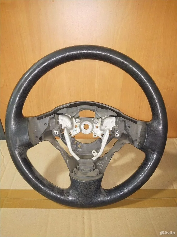Руль toyota corolla 150