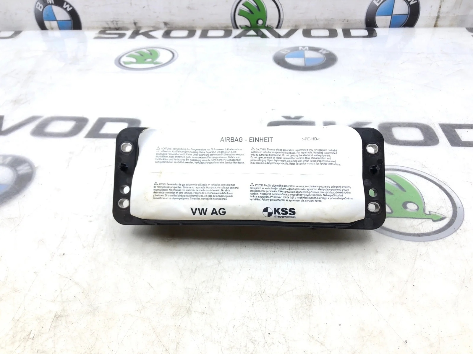 Подушка безопасности пассажира Skoda Octavia Rs 2013 8V0880204D A7 (5E) 2.0 CUPA