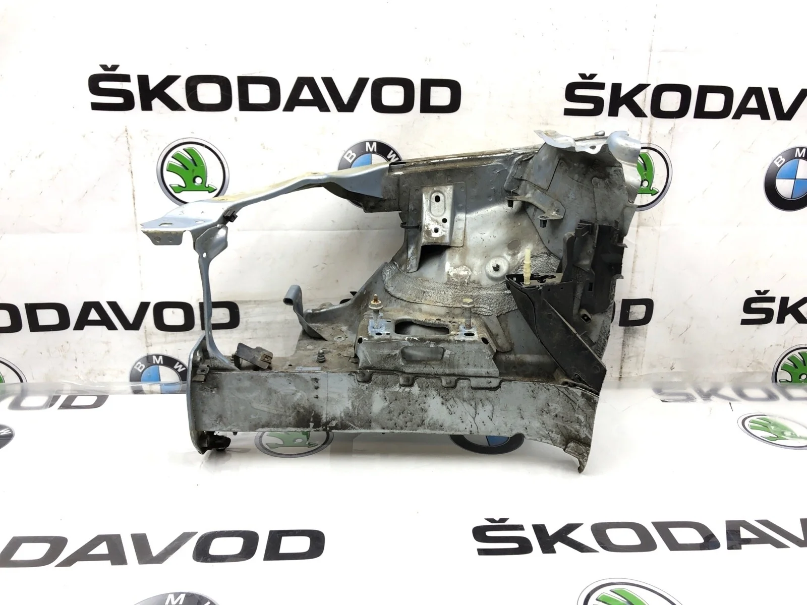 Лонжерон Skoda Octavia 2010 1Z0810366A A5 (1Z) 1.8 CDAB, передний правый