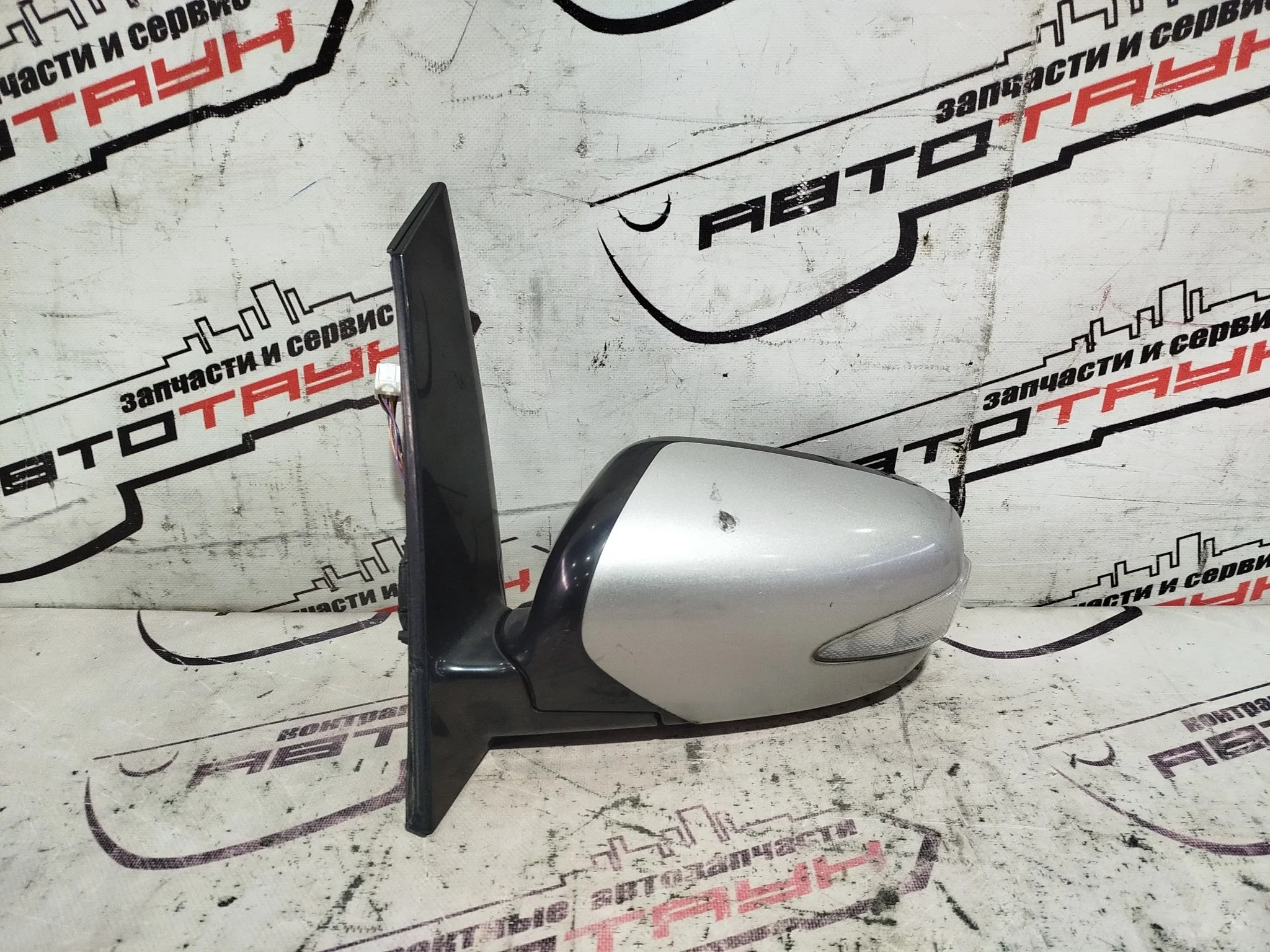 ЗЕРКАЛО MITSUBISHI GRANDIS NA4W NA8W 9 КОНТАКТОВ С ПОВТОРИТЕЛЕМ ЛЕВОЕ MR959723HB серебро, A17 FA372