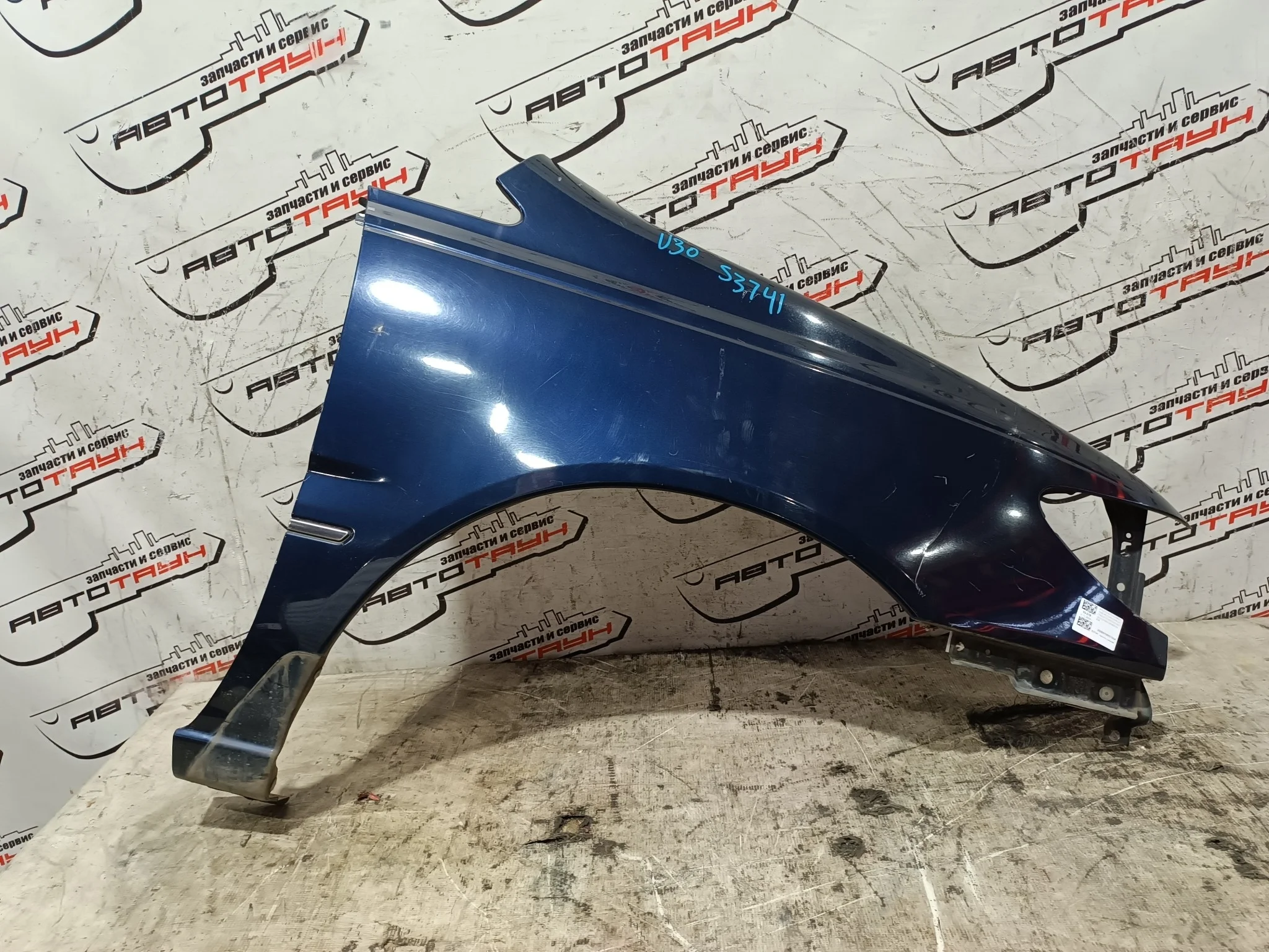 КРЫЛО NISSAN PRESAGE HU30 MU30 NU30 TNU30 TU30 U30 VNU30 VU30 63100AD030 ПЕРЕДНЕЕ ПРАВОЕ темно-синий, BP9 S3741