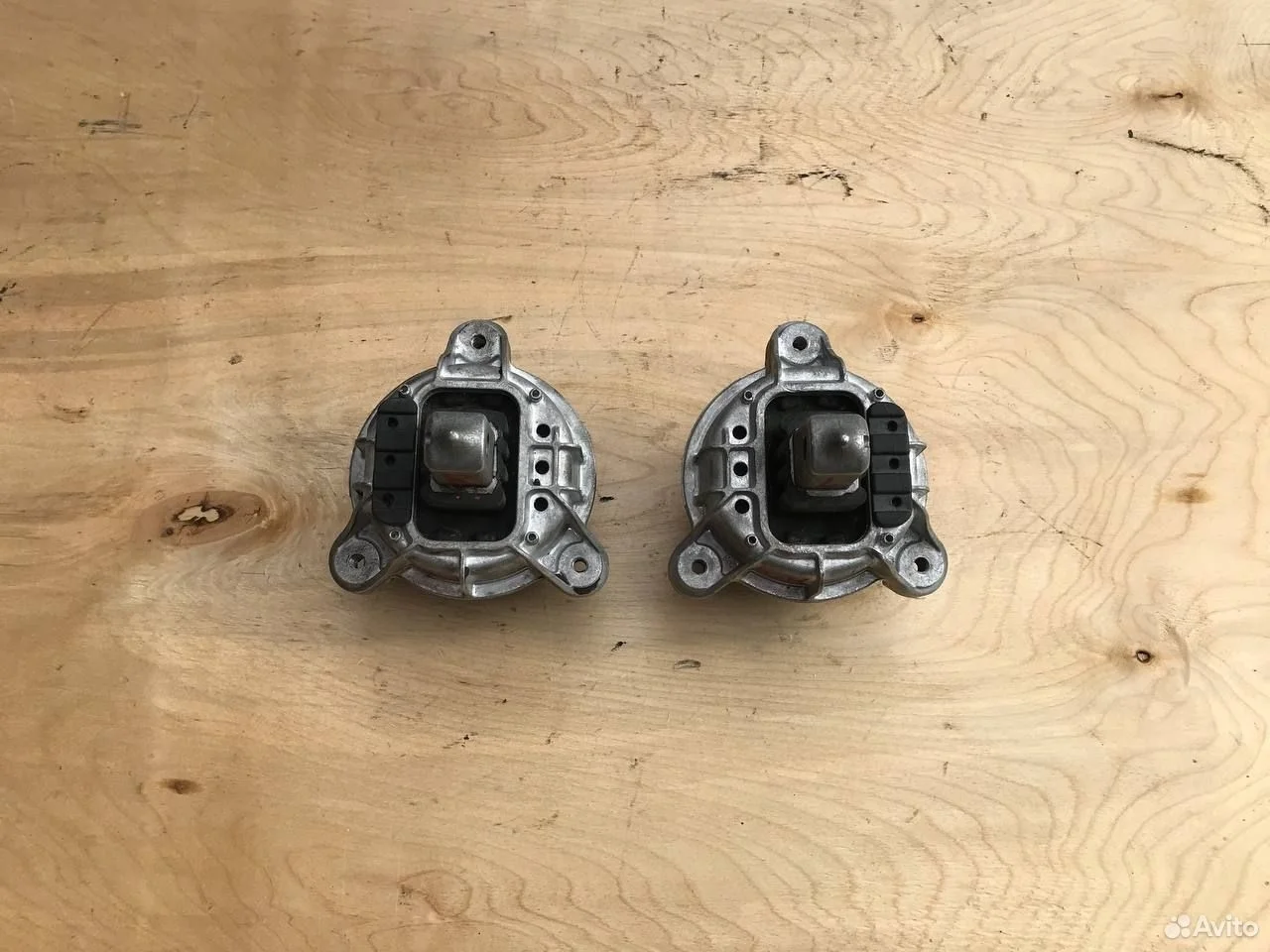Подушка двигателя bmw 520 630 740 f01 f10 f12