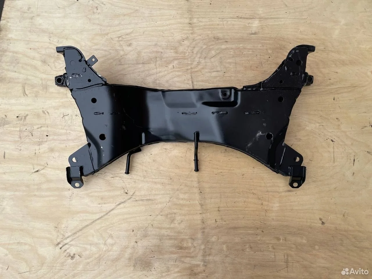 Подрамник двигателя mitsuibhis outlander 1 cu5w