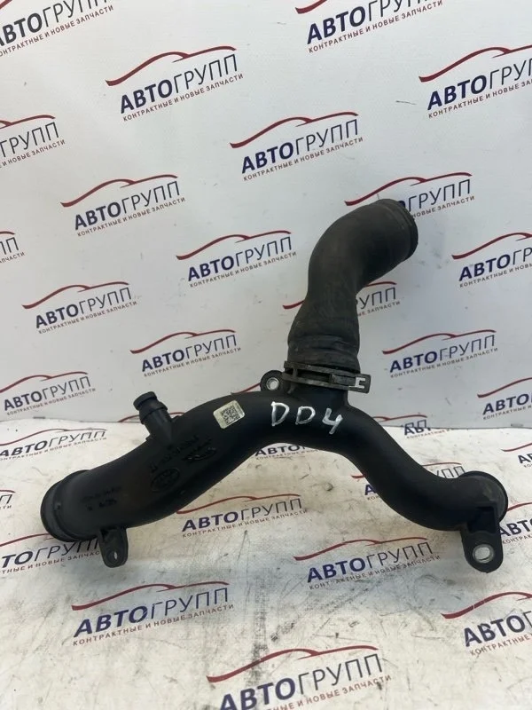 Патрубок системы охлаждения LR RR Vogue 4 2021 L405 Рест