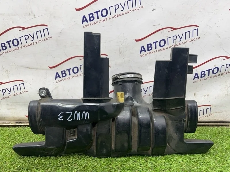 Воздуховод LR RR Vogue 3 2011 L322 Рест
