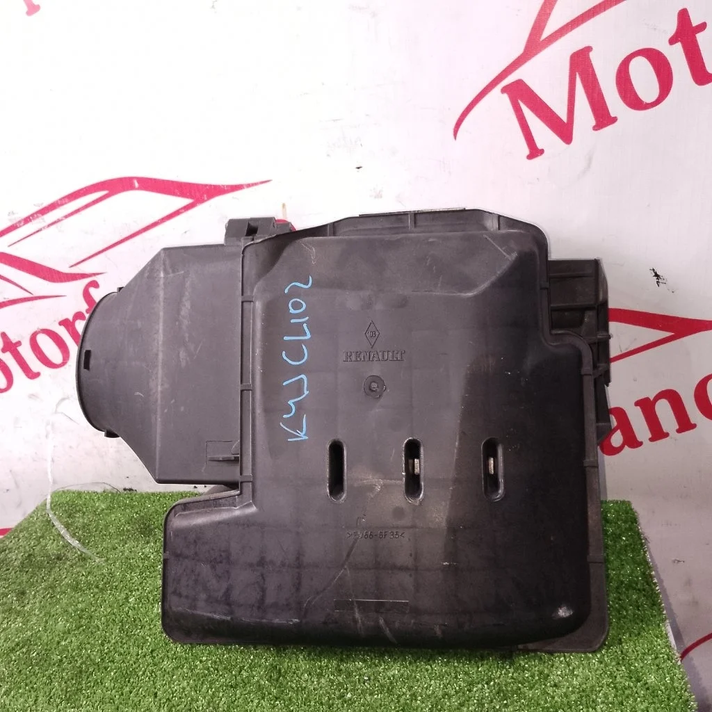 Корпус воздушного фильтра Renault Clio 7700104844 2 K4J