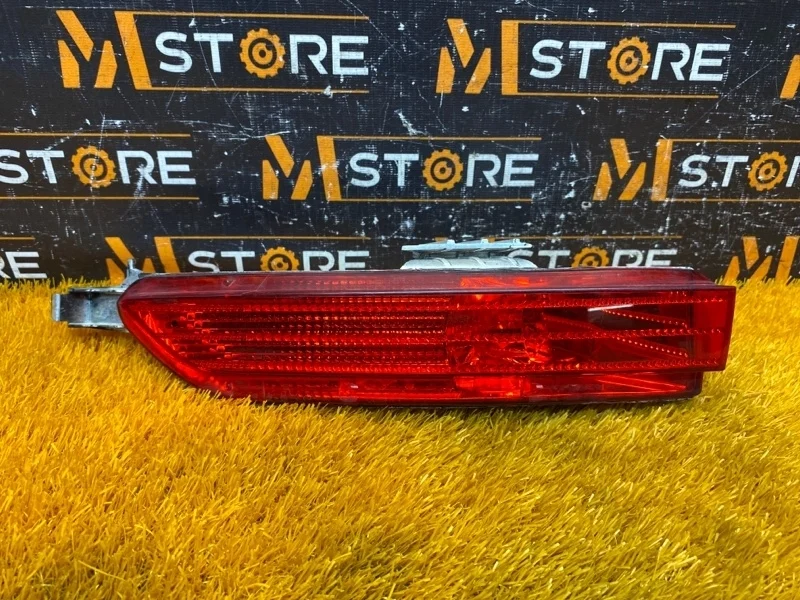 Фонарь в бампер Volkswagen Touareg 2013 7P