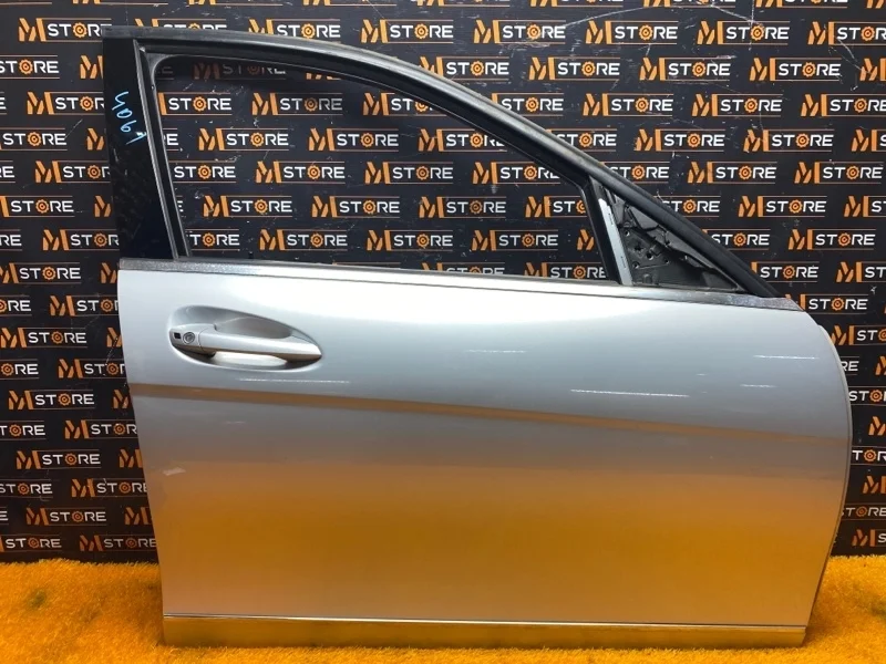 Дверь Mercedes-Benz -Class 2007 W204