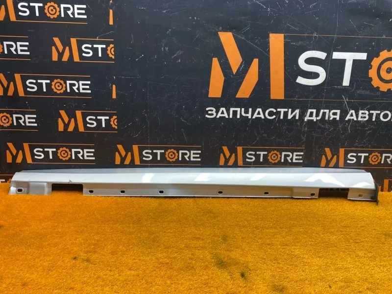 Накладка порог Mercedes-Benz -Class 2007 W204