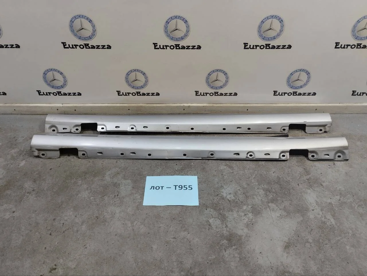 Накладка порога пластиковая Mercedes W203