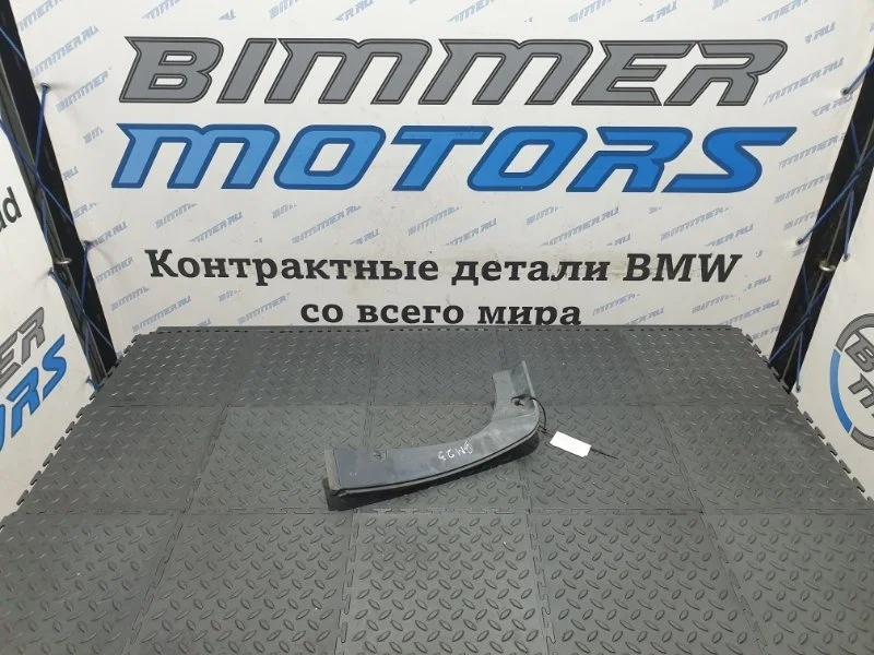 Брызговик Bmw Х5 51128037284 Е70 N55B30A, правый