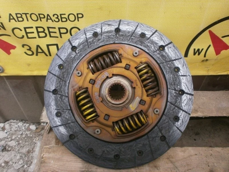 Диск сцепления Hyundai Elantra 4110028050 XD G4ED