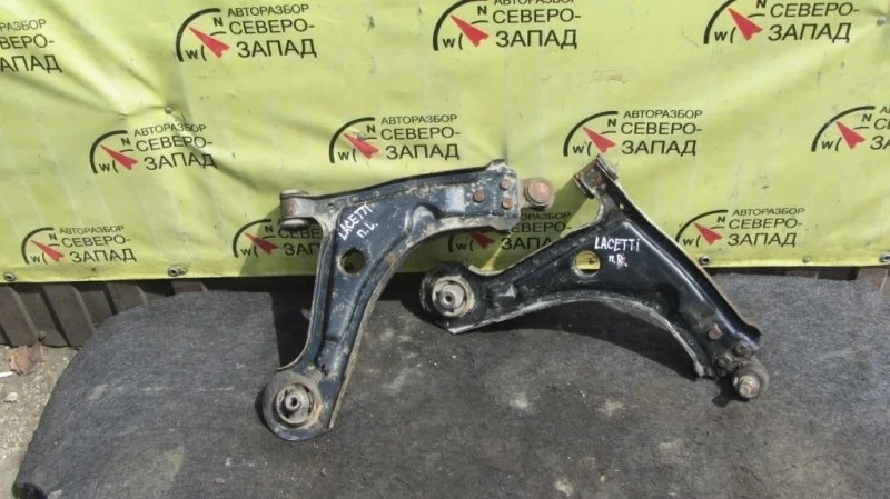 Рычаг Chevrolet Lacetti 96415063 J200 F16D3, передний левый