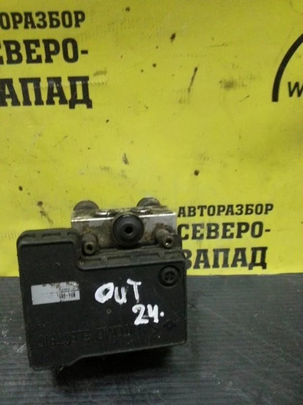 Блок abs Mitsubishi Outlander CU4W