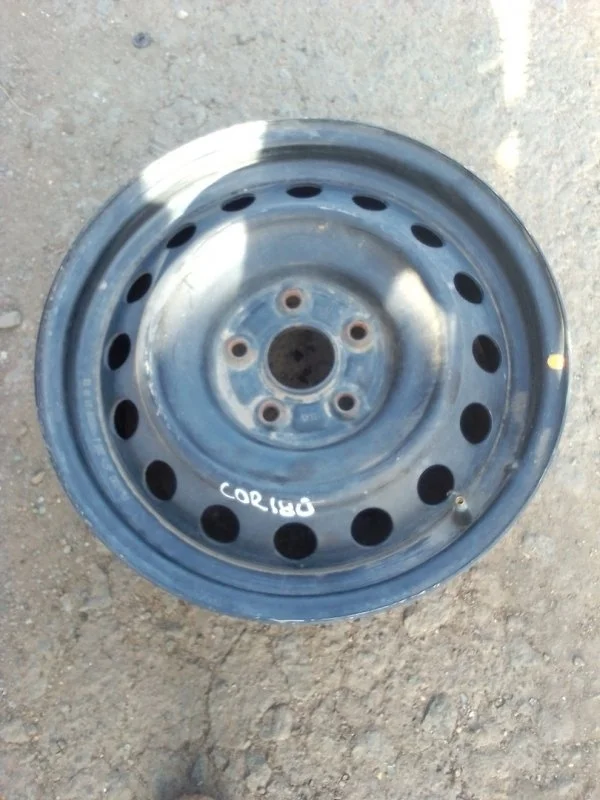 Диск колесный Toyota Corolla 4261112A10 ZRE181