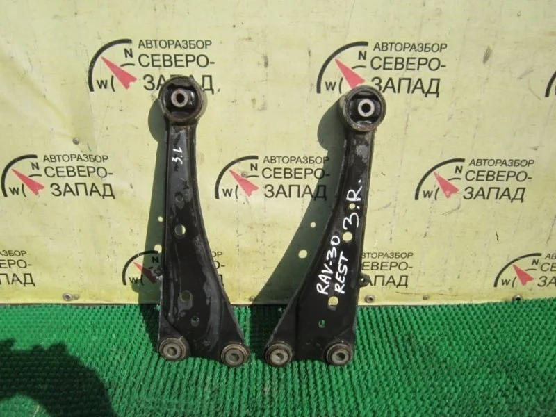 Рычаг Toyota Rav4 4878042010 ZSA35 3ZR, задний левый