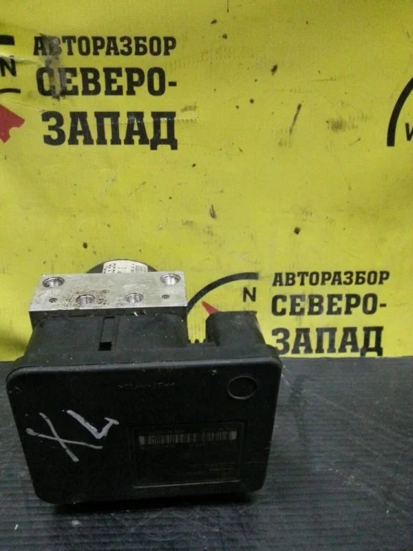 Блок abs Mitsubishi Outlander XL CW5W