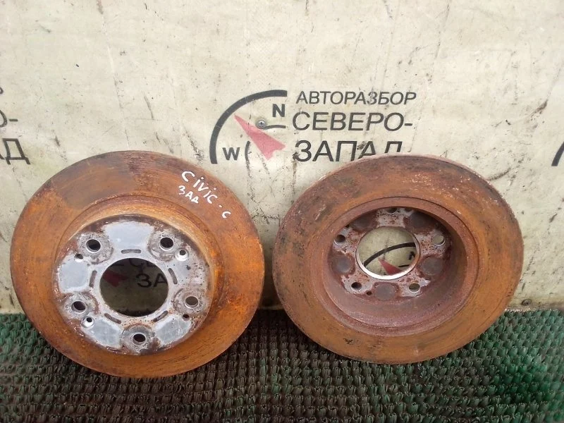Диск тормозной Honda Civic 42510SNAA00 FD7 R18A2