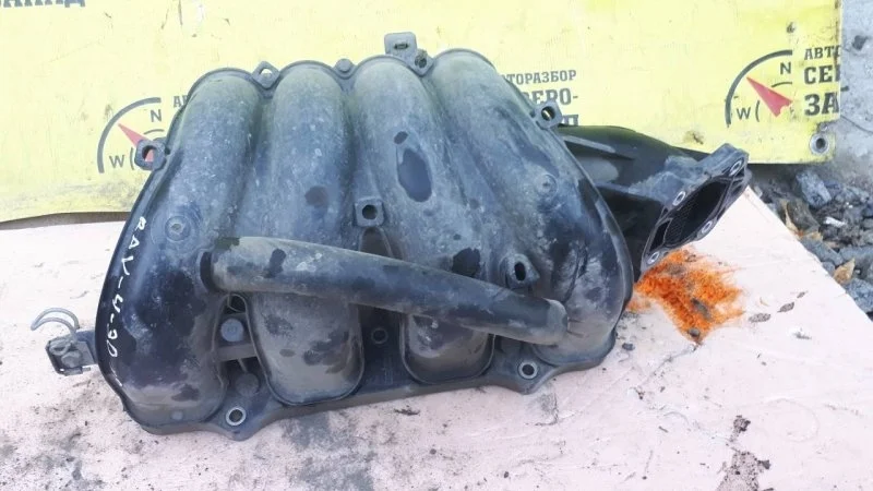 Коллектор впускной Toyota Rav4 1712028100 ACA31 1AZFE