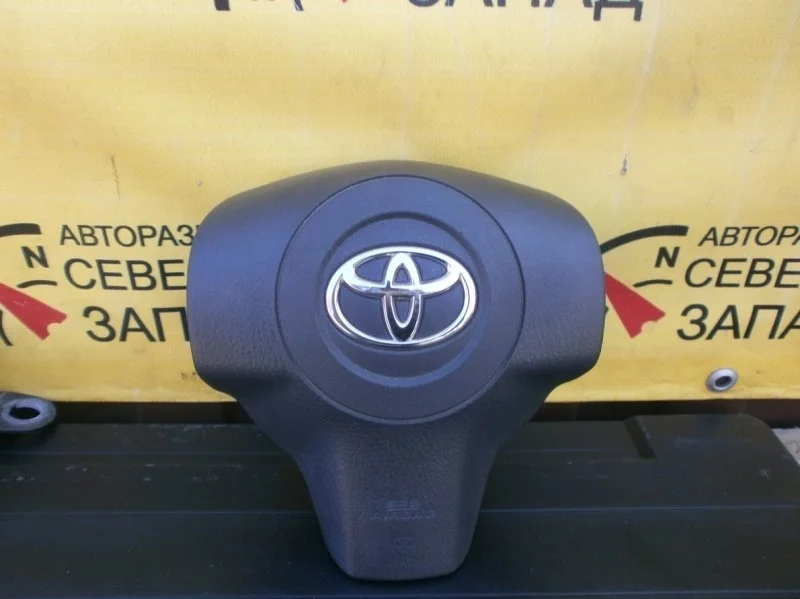 Подушка безопасности в руль Toyota Rav4 2008 ACA31
