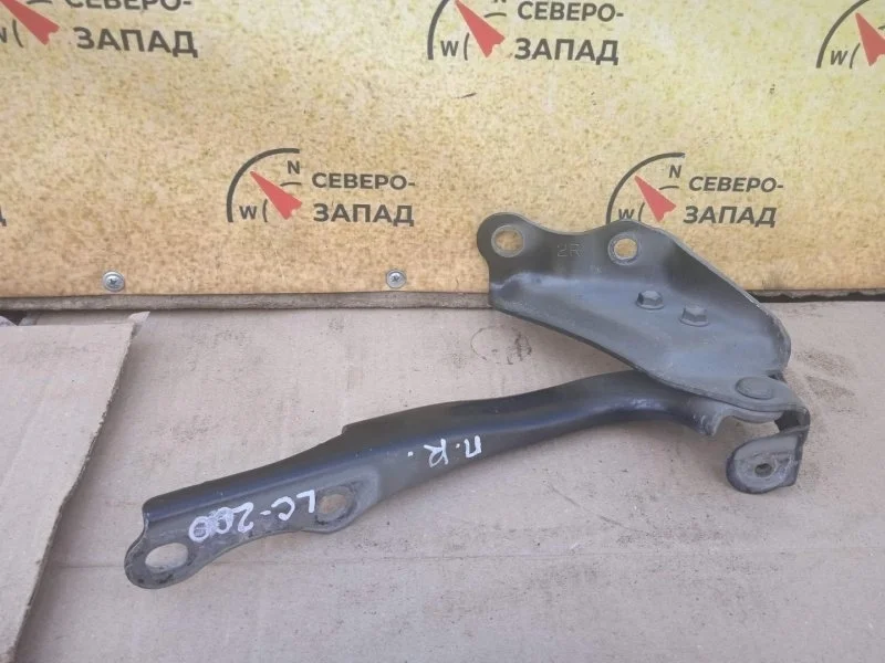 Петля капота Toyota Land Cruiser 5341060060 VDJ200, правая